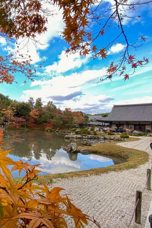 kyoto-2-hour-guided-tour-of-arashiyamas-autumn-leaves