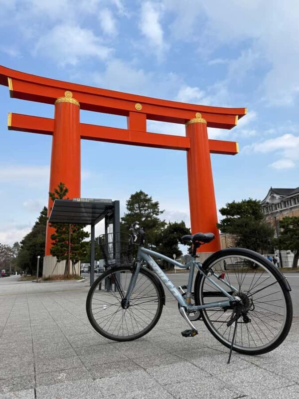 Kyoto: 8 Million Gods Bike Tour with Local Guide - Key Points