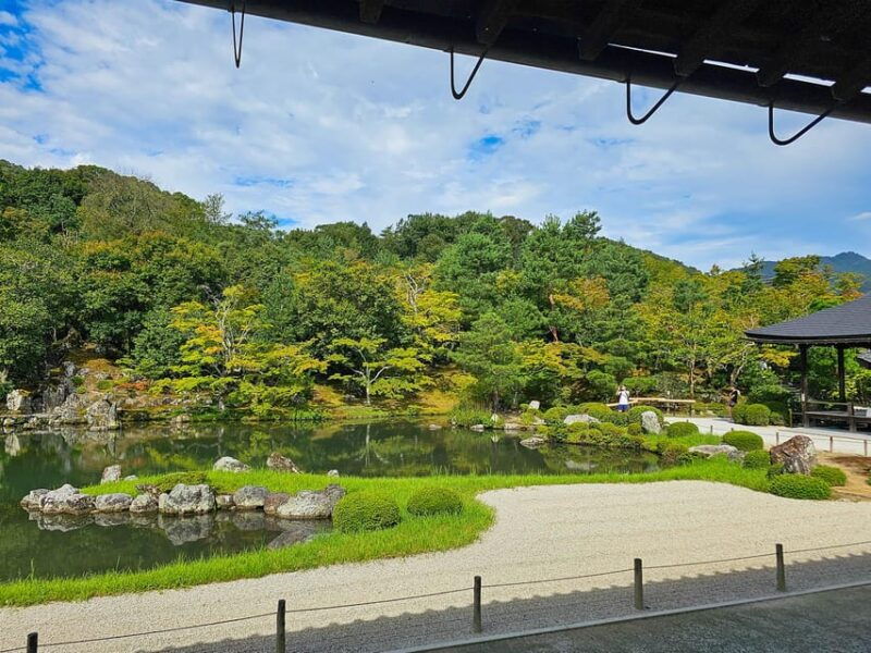 kyoto-arashiyama-bamboo-grove-3-hour-guided-tour