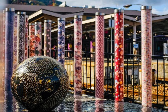 kyoto-arashiyama-walking-tour-bamboo-monkeys-temple-secrets