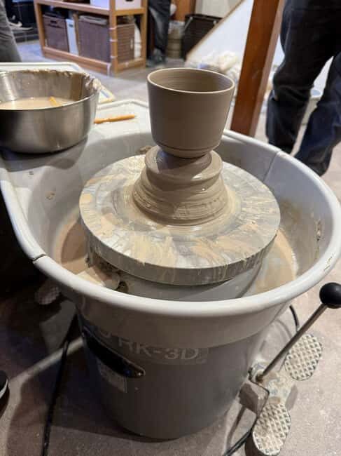 Kyoto Artisan Tour: Pottery, Weaving & Yuzen Dyeing - Exploring the Itinerary in Detail