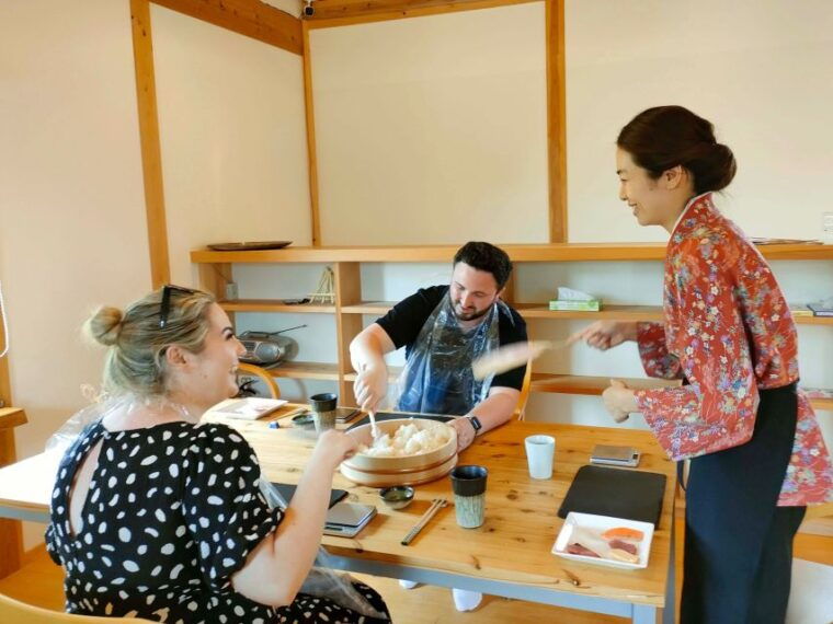 kyoto-authentic-sushi-making-cooking-lesson