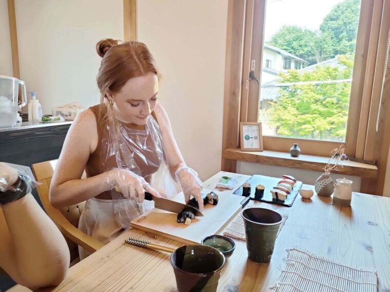 kyoto-authentic-sushi-making-cooking-lesson