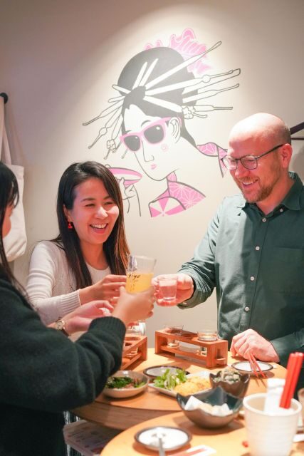 Kyoto : Bar Hopping Tour in Pontocho Alley at Night - Key Points