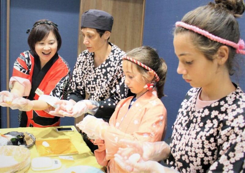 kyoto-cooking-class-learning-how-to-make-authentic-sushi