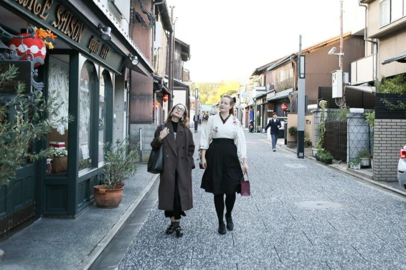 kyoto-discover-the-oldest-geisha-district-kamishichiken
