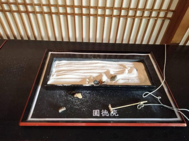 kyoto-explore-kodaiji-temple-surrounded-by-quaint-gardens