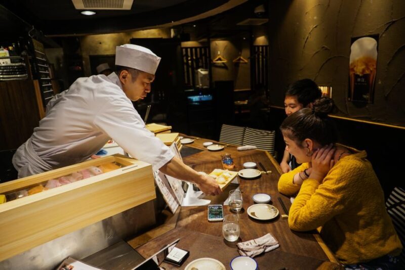 Kyoto: Foodie Night Tour in Gion with 9 dishes + 6 Sake - The Experience in Detail