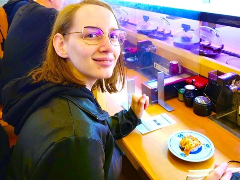 Kyoto: Full Course Tour: Explore 10 Must-Sees & Hidden Gems - Lunch at Conveyor Belt Sushi: Fast, Delicious, Japan-Style