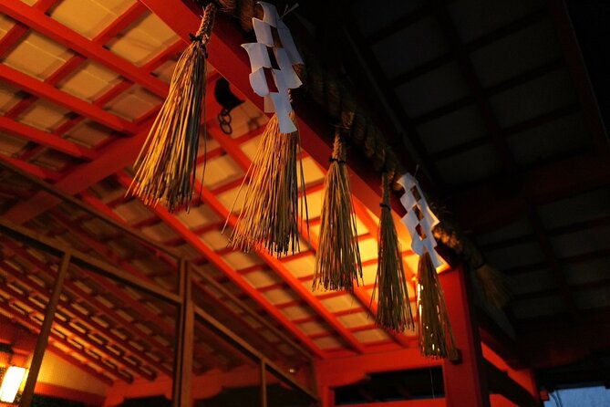 kyoto-fushimi-inari-night-walking-tour-2