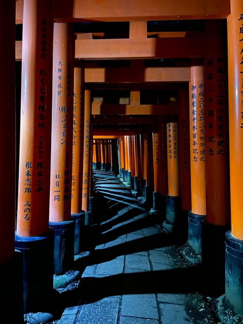 kyoto-fushimi-inari-night-walking-tour