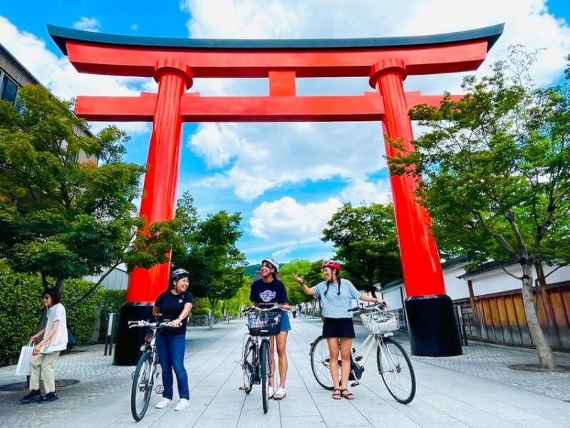 kyoto-fushimi-inari-shrine-and-tofukuji-temple-e-bike-tour