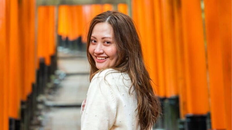 Kyoto: Fushimi Inari Shrine Private Photoshoot - Exploring the Main Shrine Entrance