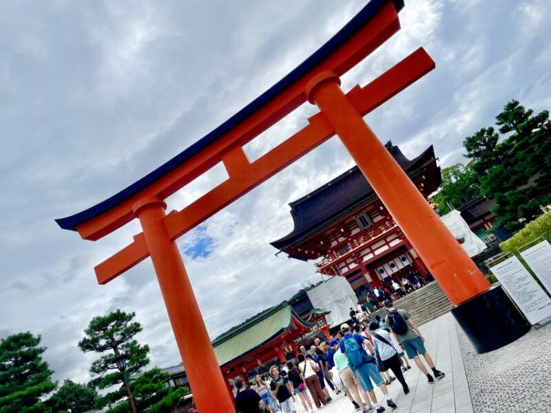 kyoto-fushimi-inari-taisha-and-kiyomizu-dera-spanish-guide