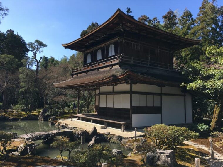 kyoto-ginkakuji-and-the-philosophers-path-guided-bike-tour