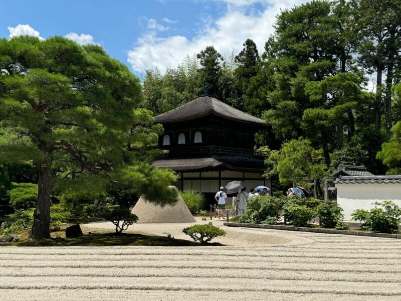 kyoto-ginkakuji-silver-pavilion-guided-tour-in-1-hour
