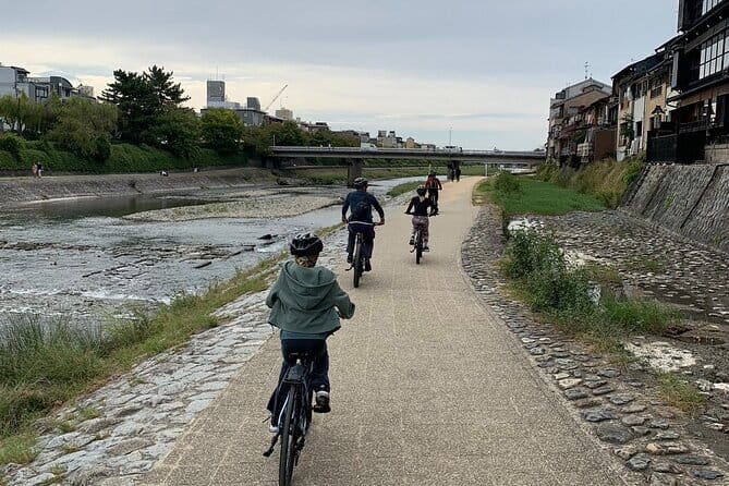 Kyoto Gion & Fushimi E-Bike Tour with Hotel Transfer - An In-Depth Look at the Kyoto Gion & Fushimi E-Bike Tour