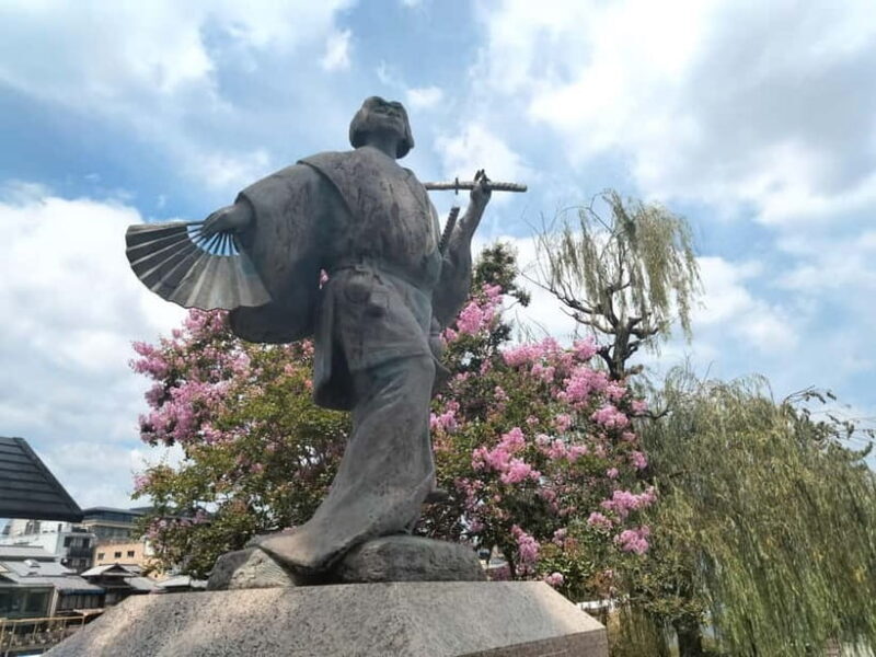 Kyoto: Gion Highlights & Hidden Treasures Guided Tour - Key Points