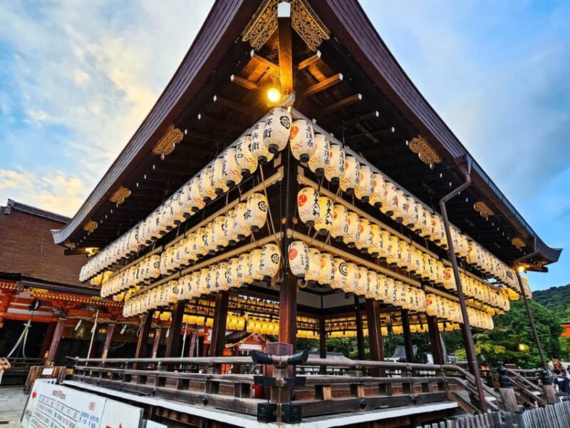 Kyoto: Gion Night Walking Tour with Local Guide - Practical Tips for Making the Most of the Tour