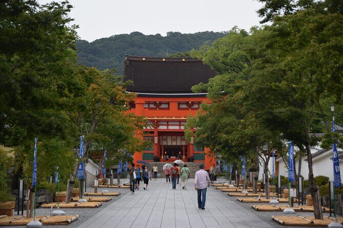Kyoto Guided Walking Tour Highlight of Kiyomizu & Fushimi Inari - An In-Depth Look at the Itinerary and Experience