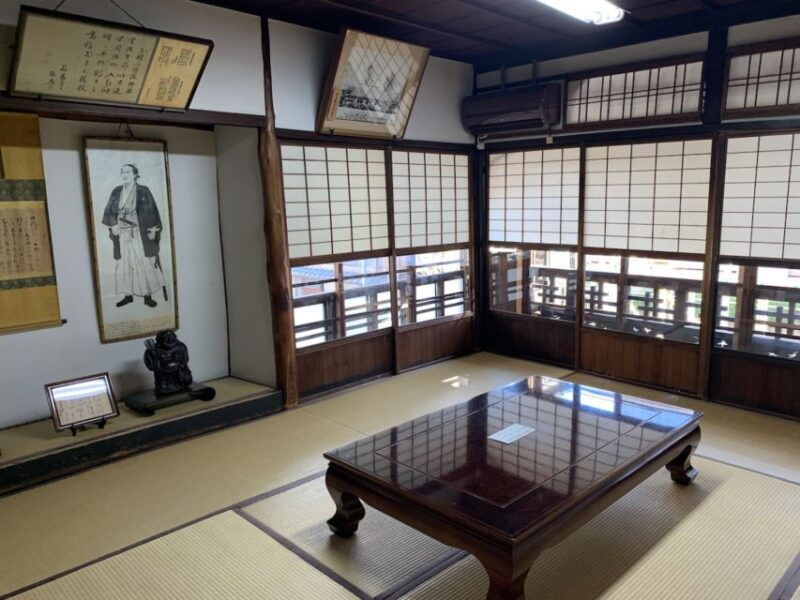 kyoto-guided-walking-tour-of-fushimi-with-private-option