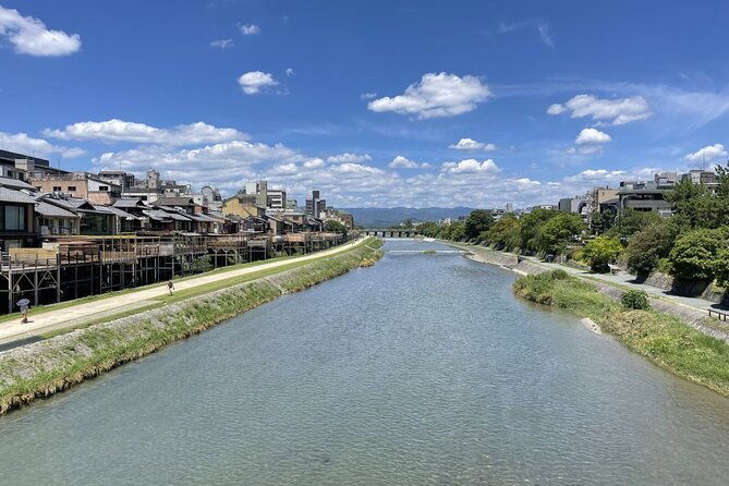 kyoto-heritage-path-fushimi-inaris-mystery-to-kiyomizu-temple