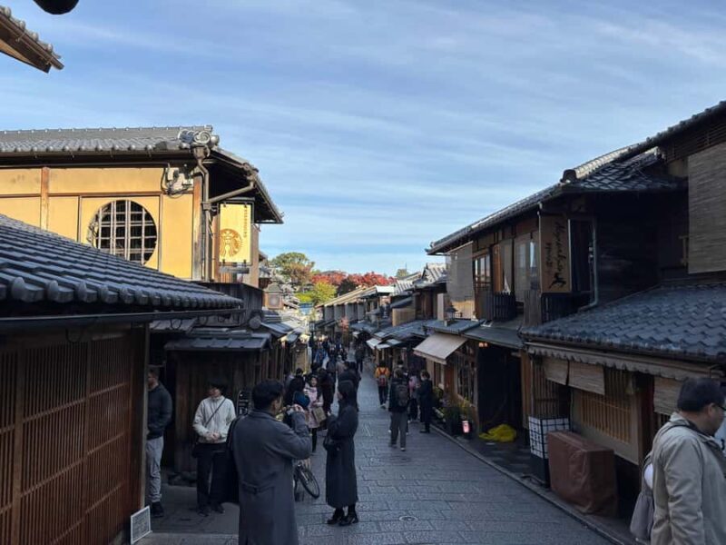 Kyoto: Higashiyama Premium E-Bike Tour with guide - The Experience: A Deep Dive into Kyoto’s Higashiyama District
