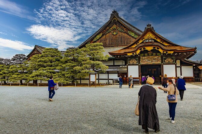 kyoto-highlights-with-nijo-castle-ticket-bamboo-forest-2