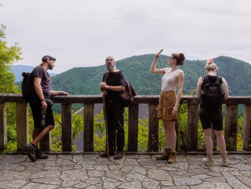 kyoto-hike-and-hot-springs-in-kurama
