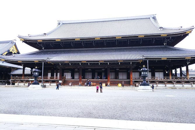 kyoto-imperial-palace-and-nijo-castle-walking-tour