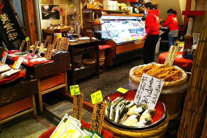 kyoto-imperial-palace-and-nijo-castle-walking-tour