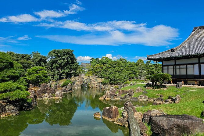 kyoto-imperial-palace-nijo-castle-guided-walking-tour-3-hours