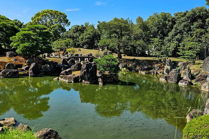 kyoto-imperial-palace-nijo-castle-guided-walking-tour-3-hours