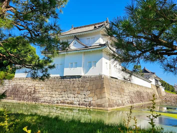 kyoto-imperial-palace-nijo-castle-guided-walking-tour