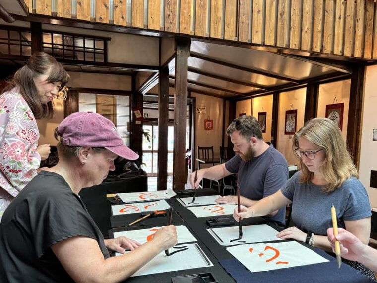 kyoto-japanese-calligraphy-workshop