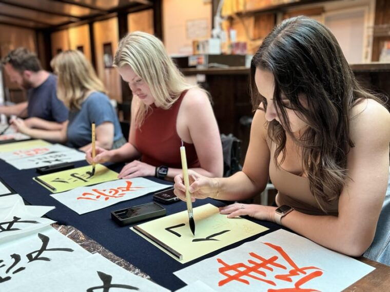 kyoto-japanese-calligraphy-workshop
