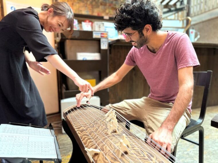 kyoto-japanese-koto-musical-instrument-class