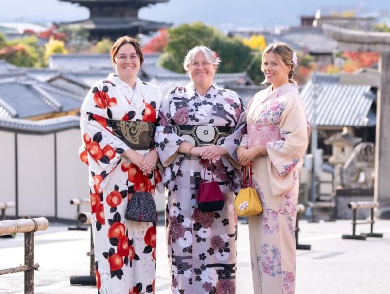 Kyoto: Kimono Rental Experience in City Center for Whole Day - Convenient Location for Sightseeing