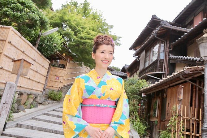 kyoto-kiyomizu-dera-temple-3-minute-walk-to-kimono-plan