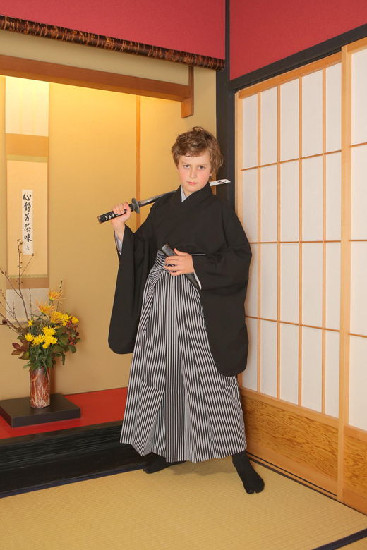 kyoto-kiyomizu-dera-temple-samurai-costume-photo-shoot