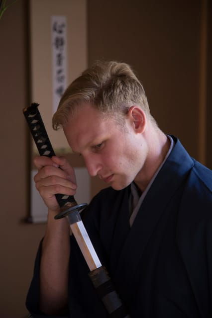kyoto-kiyomizu-dera-temple-samurai-costume-photo-shoot