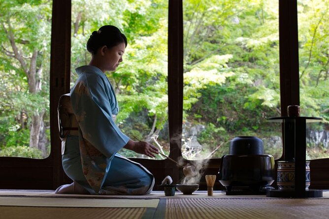kyoto-kiyomizu-tea-ceremony-with-scenic-garden-views