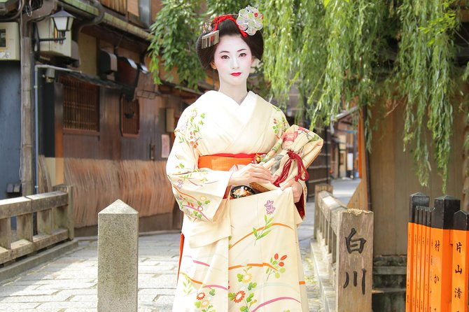 kyoto-kiyomizudera-temple-maiko-strolling-plan-22000-yen