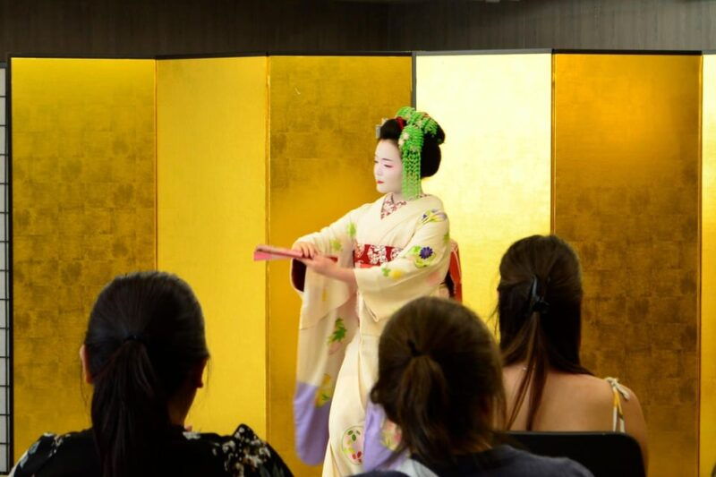 kyoto-meet-and-greet-maiko-show-and-experience