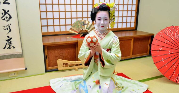 kyoto-meet-and-greet-maiko-show-and-experience