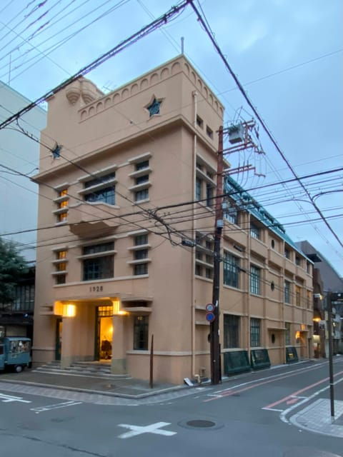 kyoto-modern-architecture-tour-sanjo-area
