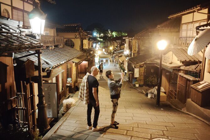 Kyoto: Night Stroll Through the Enchanting Gion District - The Practical Aspects: What You Need to Know