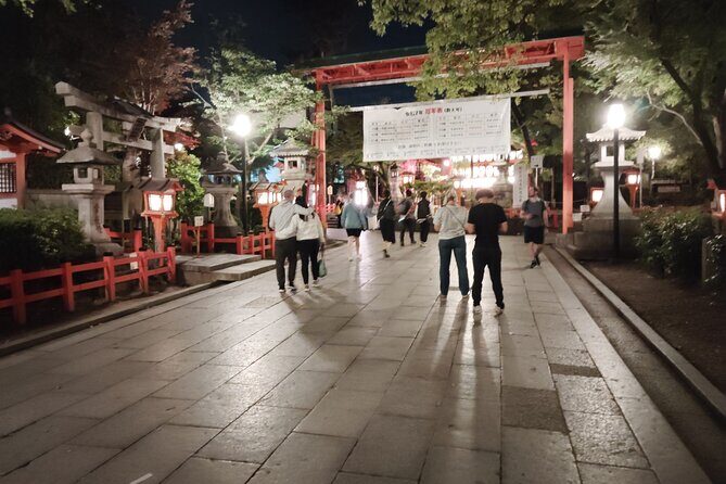 Kyoto: Night Stroll Through the Enchanting Gion District - The Sum Up