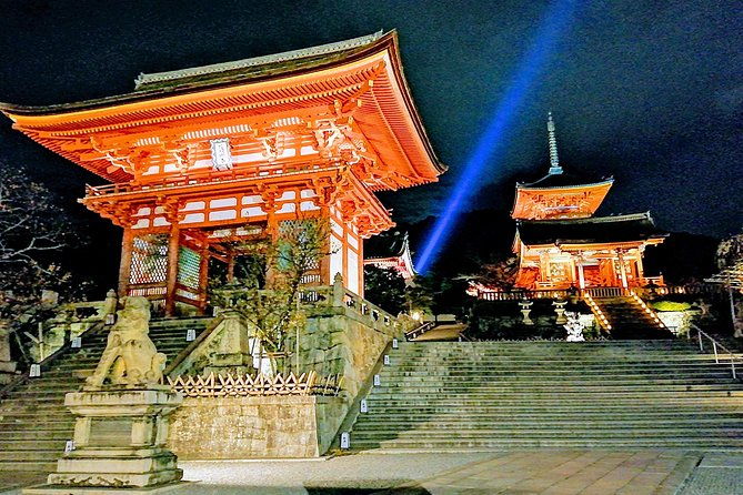 kyoto-night-walk-tour-gion-district