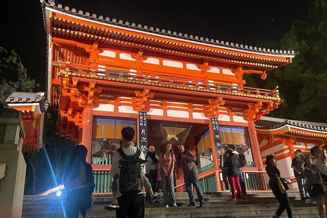 kyoto-night-walking-tour-with-a-licensed-local-guide